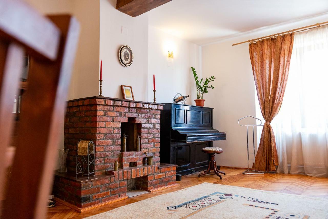 Bed&Wine In The Center Of Oradea 아파트 외부 사진