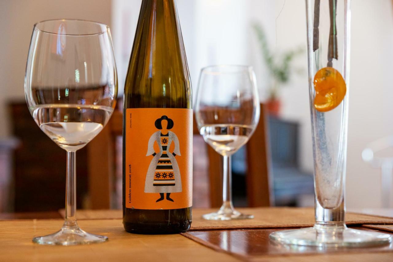 Bed&Wine In The Center Of Oradea 아파트 외부 사진